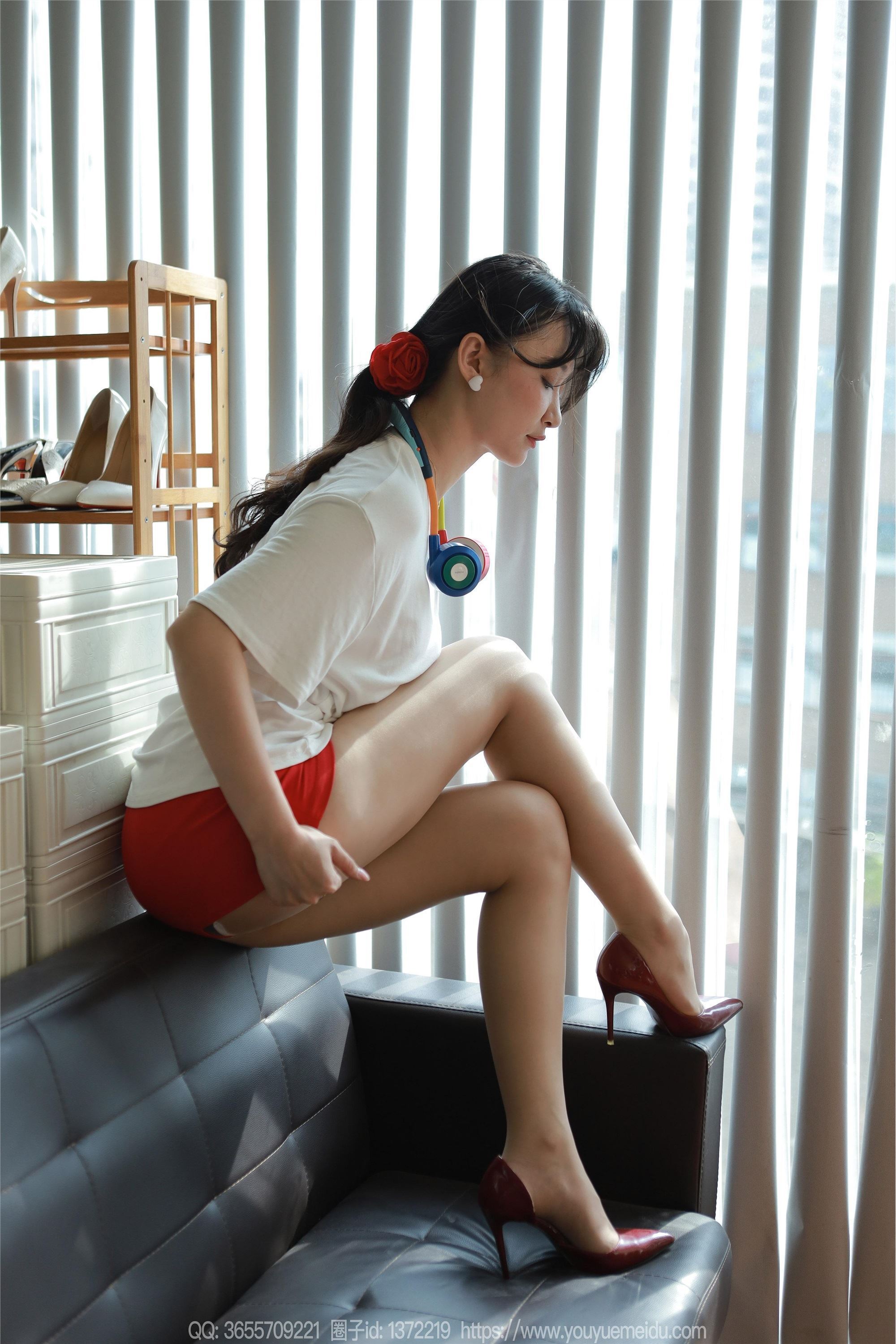 IESS异思趣向  2024.08.20 丝享家 1826 秋秋《白T红裙》